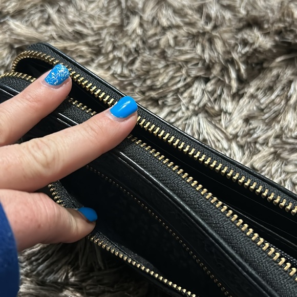 Kate spade wrap around wallet - Picture 2 of 5